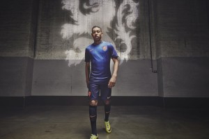 足球比赛直播接入AI讲解系统提升观赏性，足球直播技术